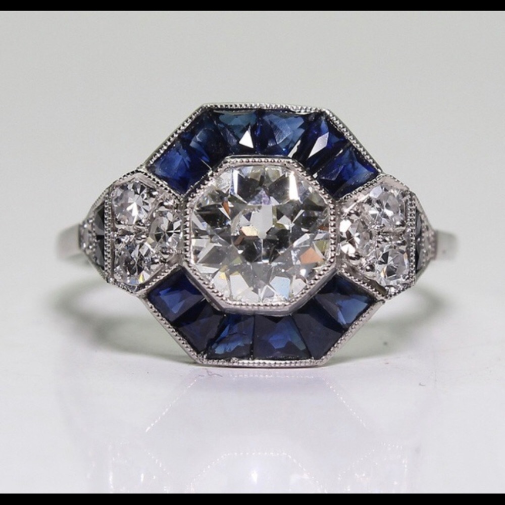 Amazing 1.04 ct Cubic Z/Blue Sapphire Art Deco